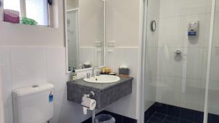 Jopen Motel Unit 3 - 8