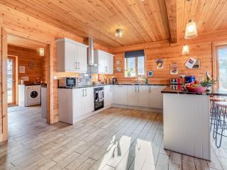 Malibu Lakehouse - Pentney - 1