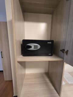 Hammer Luxury Guesthouse - 5