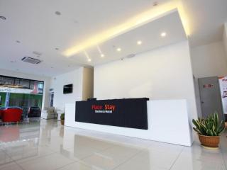 Place2Stay Business Hotel @ Waterfront - Kuching - 1