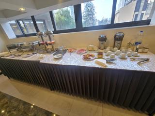 Hammer Luxury Guesthouse - Addis Abeba - 9