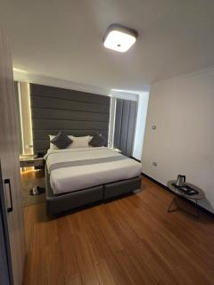 Hammer Luxury Guesthouse - Addis-Abeba - 8