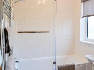 Glencairn Rd, - Langbank - 2