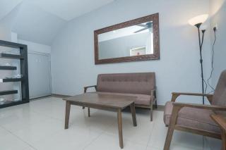 Capital O 90556 Hotel Cherita Rooms - 6