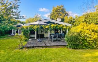 Gorgeous Home In Kirke Hyllinge - 2