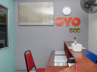 OYO 90120 MI Hotel Dungun - Dungun - 3