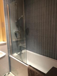 Sunny apartment with balcony - High Wycombe - 8