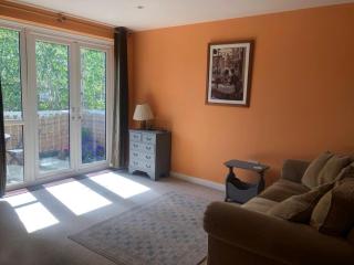 Sunny apartment with balcony - High Wycombe - 3