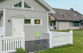 1 Bedroom Amazing Apartment In Ljungby - 3