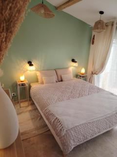 Suite romantique avec jacuzzi privatif - Piolenc - 1