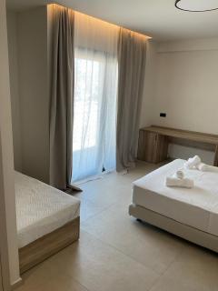 Lotus Serenity Suites - Ammoudara - 5
