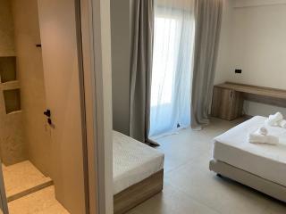Lotus Serenity Suites - Ammoudara - 3