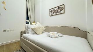 Masdar City 2BR Cozy Family Escape Pool Access - Abu Dhabi - 9