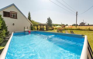 Nice Home In Udbina With House A Panoramic View - Udbina - 0
