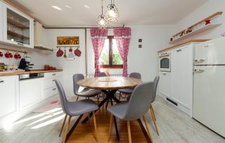 Nice Home In Udbina With House A Panoramic View - Udbina - 6