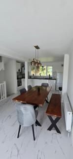 4-Bed Townhouse with Sea Views - Hythe - 6