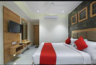 Hotel Rose Gold - Vadodara - 9