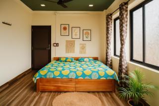 cozy room with balcony - Calcutta - 0
