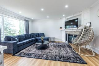 Valley Villa Spacious 5BD Getaway! Sleep 12, 1hr to Banff, 40 Mins Canmore, 5 mins to WinSport & Olympic park - 6