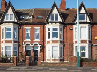 Bay View - Whitley Bay - 8