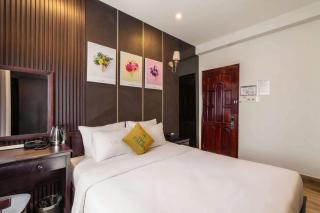 The Palms Hotel Phan Thiết - Phan Thiet - 9