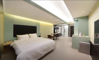 Nine Tree Drive in Hotel - Gunsan - 3