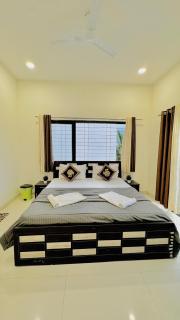 Mistwood Villa, Luxury 5BHK with Pool - Kārli - 3