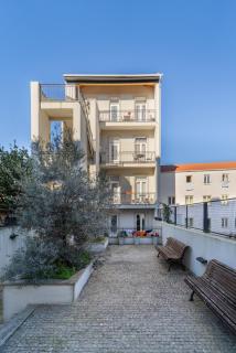 Cozy Stay w/ AC and View - Porto - 7