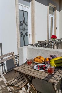 Cozy Stay w/ AC and View - 2