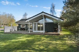 Modern Cottage In Scenic Natural Setting - Grevinge - 0