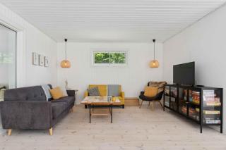 Spacious, Lovely Cottage In North Zealand - Melby - 1