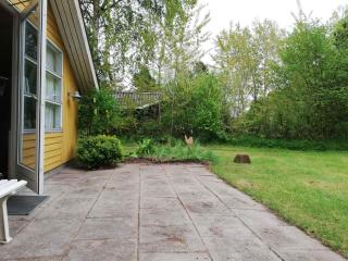 Cozy Bright Cottage Near Marielyst And Beach - 2