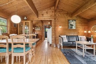 Cozy Cottage For Fun And Relaxation - Glesborg - 4
