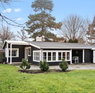 Charming 3-Bedroom Summerhouse With A Big Garden - Gilleleje - 5