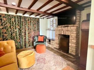 Cozy Cotswold Burford Cottage - 3