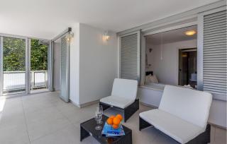 1 Bedroom Gorgeous Apartment In Dramalj - Dramalj - 4
