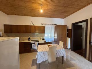 Granny's House - Nikiti - 3