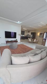 Luxury Penthouse Escape - Mobushipe - 0