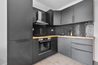 LAM Felidae - AC - Balcony - 8