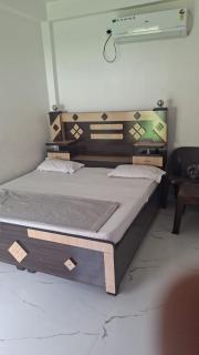 Jagdamba Lawn & Home Stay - - 2