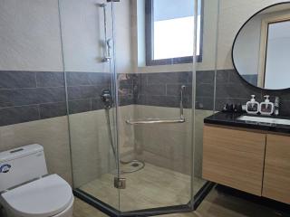 2 rooms sea view apartment in Citadines Ha Long - Ha Long - 5