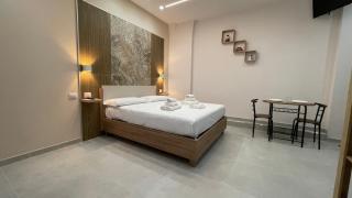 The Golden Palm - Tropical breath in the centre of Bari - Bari - 8