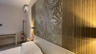 The Golden Palm - Tropical breath in the centre of Bari - Bari - 4