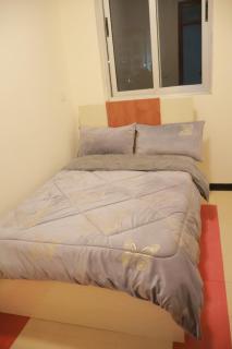 Spacious 5-Bedroom Apartment in the Heart of Bole - Addis-Abeba - 9
