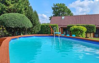 Awesome Home In Cieciorka - Cieciorka - 1