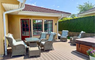 3 Bedroom Pet Friendly Home In Simrishamn - Simrishamn - 9