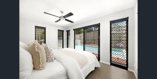 Lush Light Filled Escape with Pool Near Beach - Buderim - 1