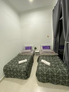 aireen sofea homestay - 6