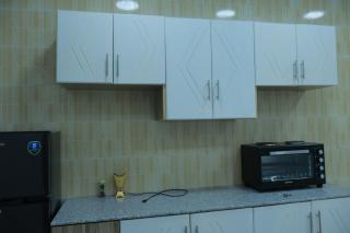 Spacious 5-Bedroom Apartment in the Heart of Bole - Addis Abeba - 6