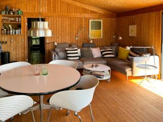 Holiday Home With Wild Garden Near Tisvilde Beach - Tisvilde - 2